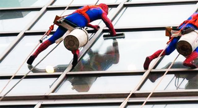 Spider-Man of Window Cleaners Comes to Tribeca