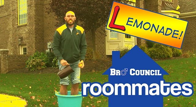 Roommates - Lemonade Stand