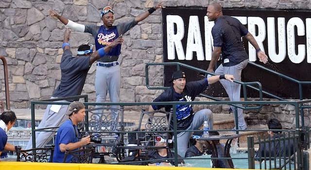 Dodgers Clinch NL West, Celebrate With A Swim In D-Backs Pool