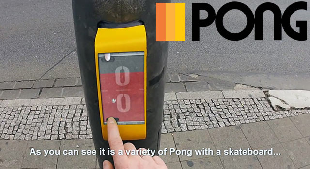 German Traffic Light Lets You Play Pong While You Wait